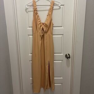 NWT Abercrombie Wedding Guest Dress Apricot— Spring ‘23